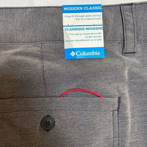 Columbia Incognesto Hybrid Gray Flat Front Shorts - Picture 3 of 14